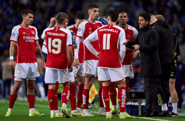 Arsenal nhận trái đắng ở Dragao khi chủ quan ở những phút cuối