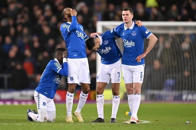 Everton đứng trước nguy cơ bị án phạt mới