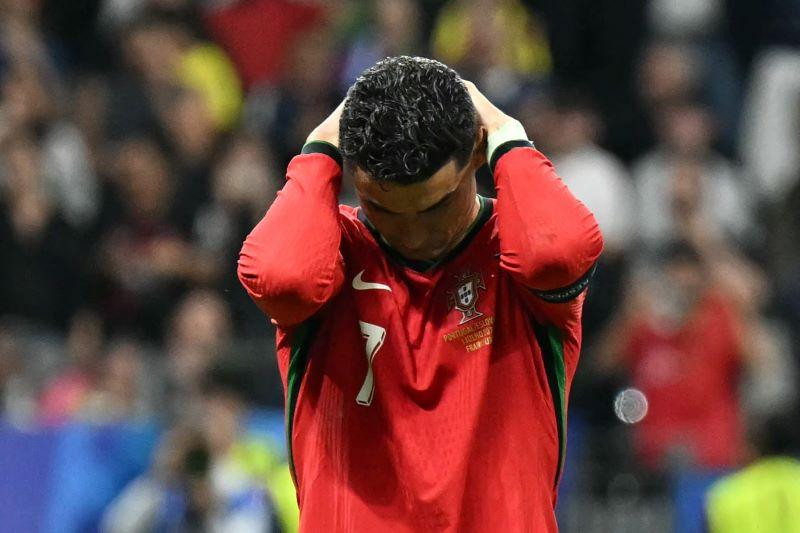  Ronaldo vừa có kết quả đáng thất vọng tại giải vô địch châu Âu cùng Bồ Đào Nha. Ảnh: Getty